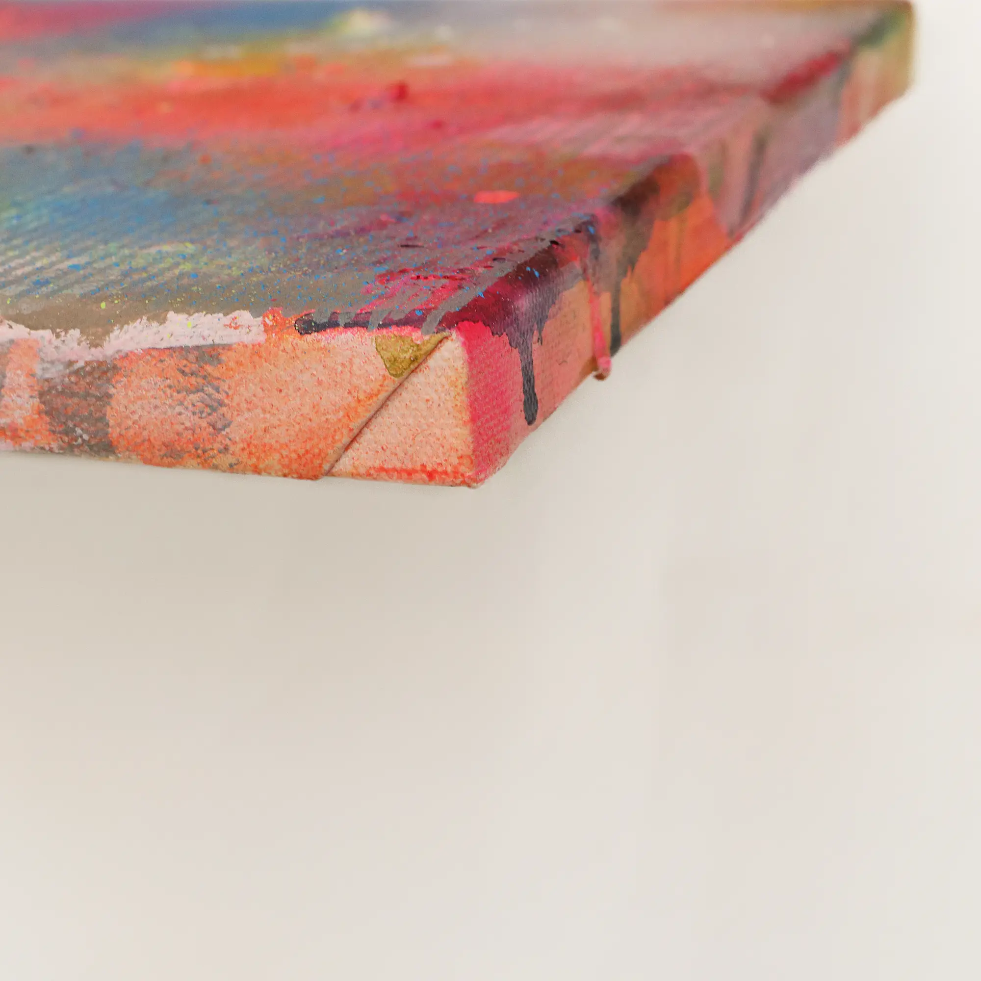 Nahaufnahme kleines Acryl Gemälde Wand Bild Deko Unikat neo pink gelb weiß günstig hype