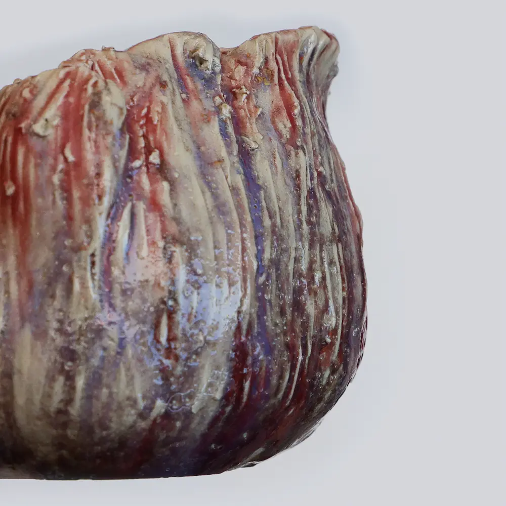 Nahaufnahme klein Steinzeug Schale Mohn Blüte transparent rot Keramik Blume edel Deko Art