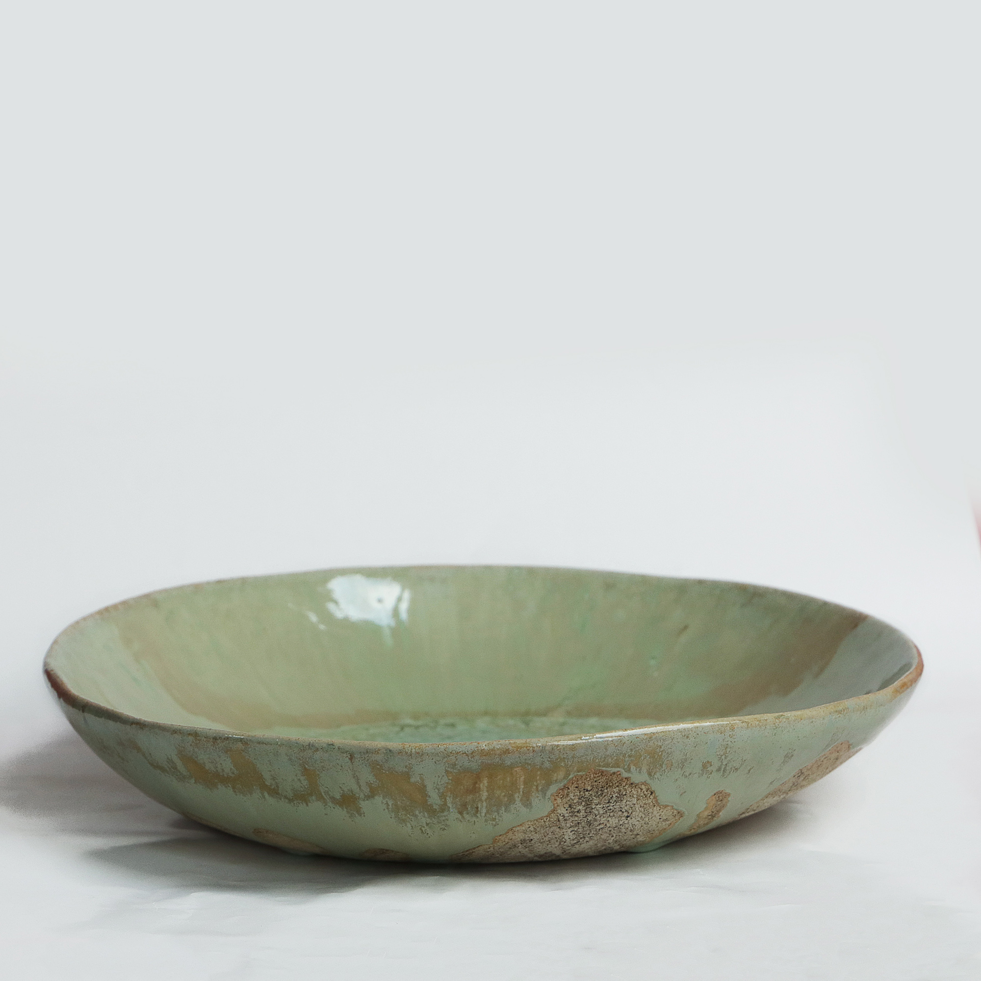 XL Obst Schale Seladon Glasur Kristalle Steinzeug hell grün grau Deko Kunst Art