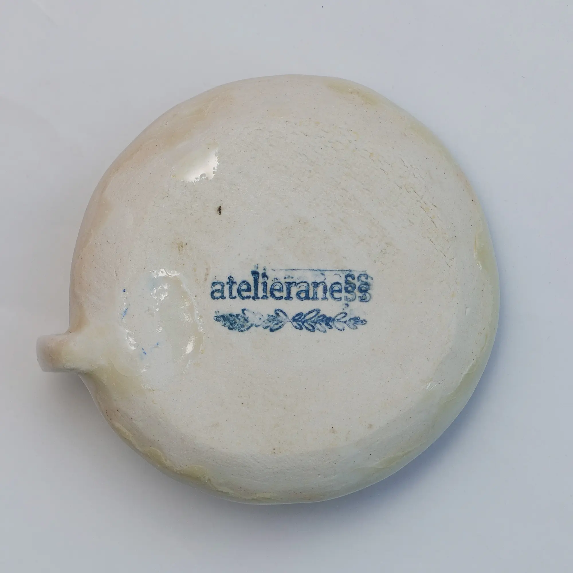 Nahaufnahme Keramik Steinzeug Unikat weiss Farb Verlauf Kerzen Staender Halter Deko Kunst