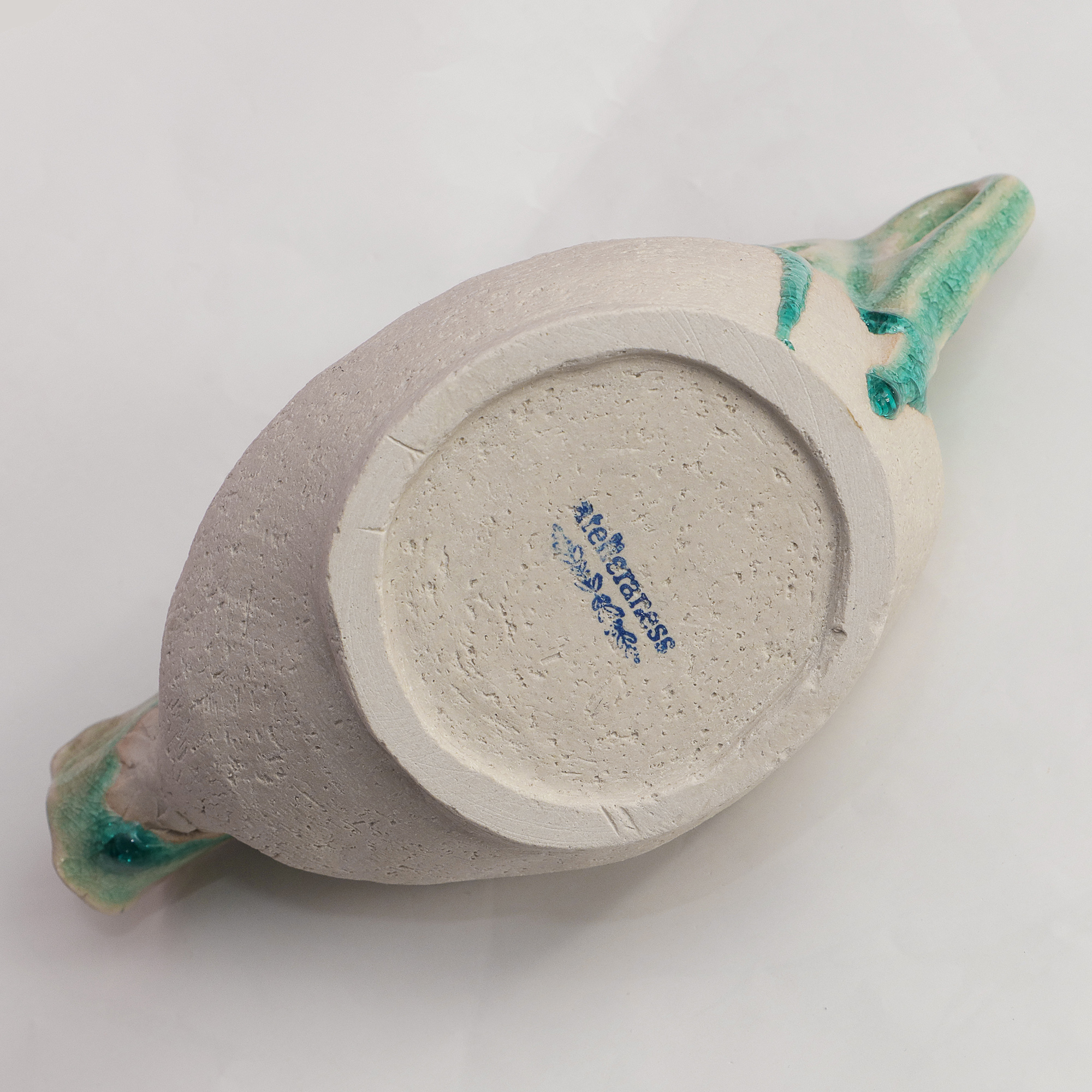 Detail Keramik Tee Kanne Blumen Vase weiss tuerkis craquelee abstrakt Kunst Deko Art