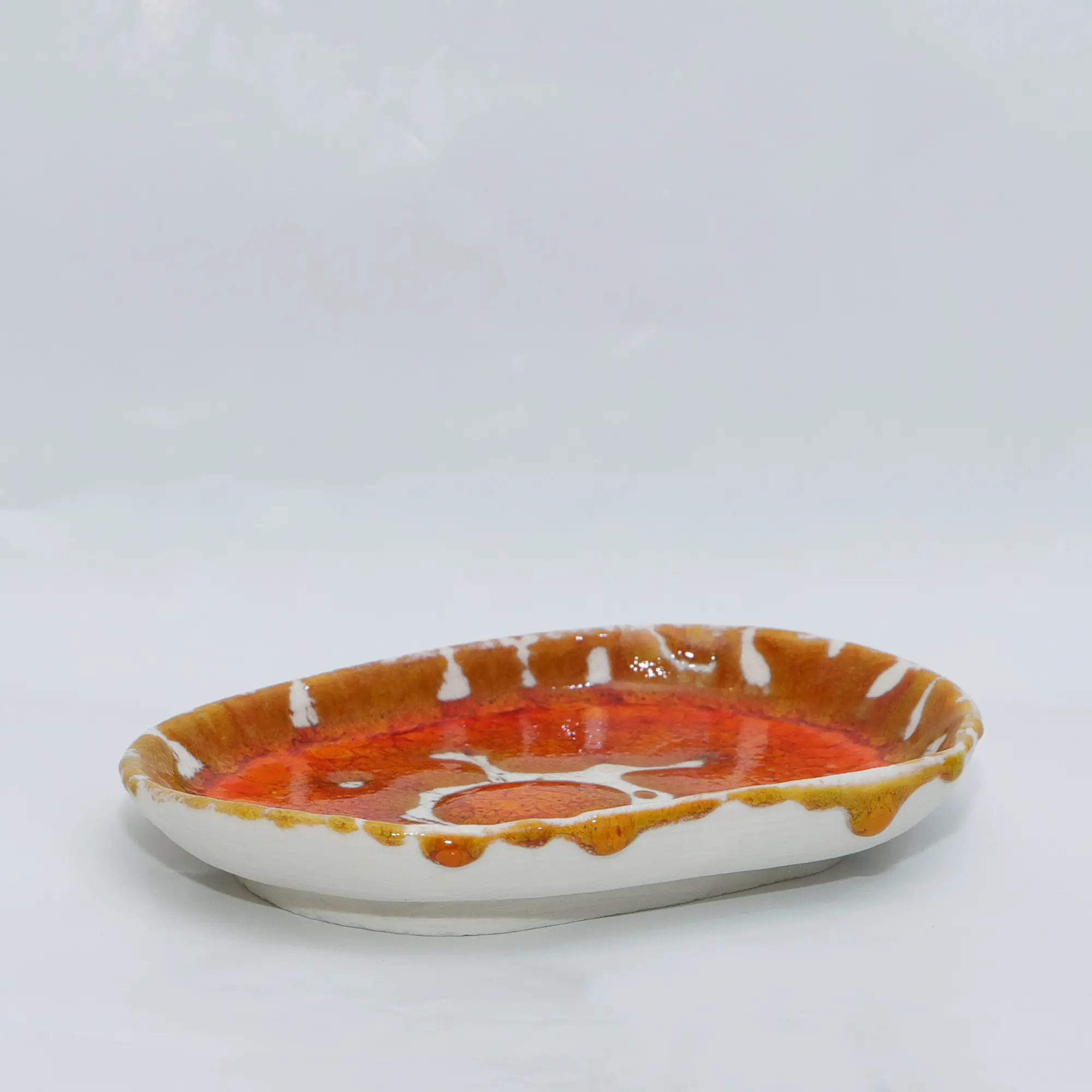 XS kleine ovale Weichporzellan Schale orange weiss Deko Kunst abstrakt festlich