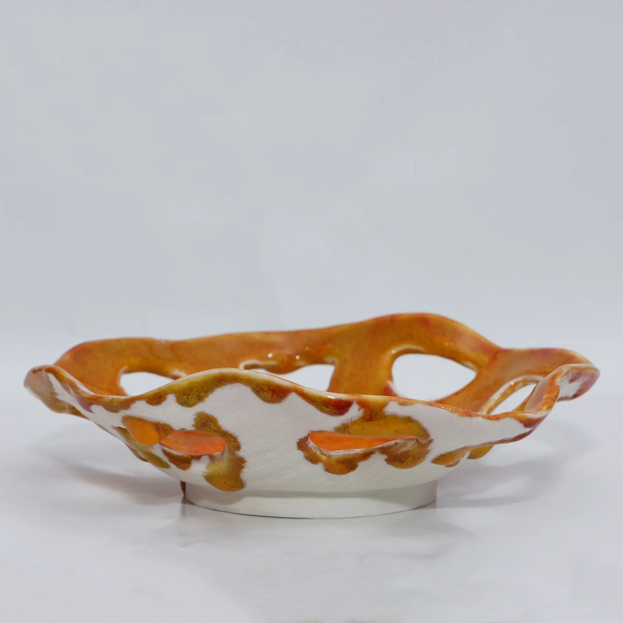 XS kleine runde Weichporzellan Schale orange weiss Deko Kunst abstrakt Unikat