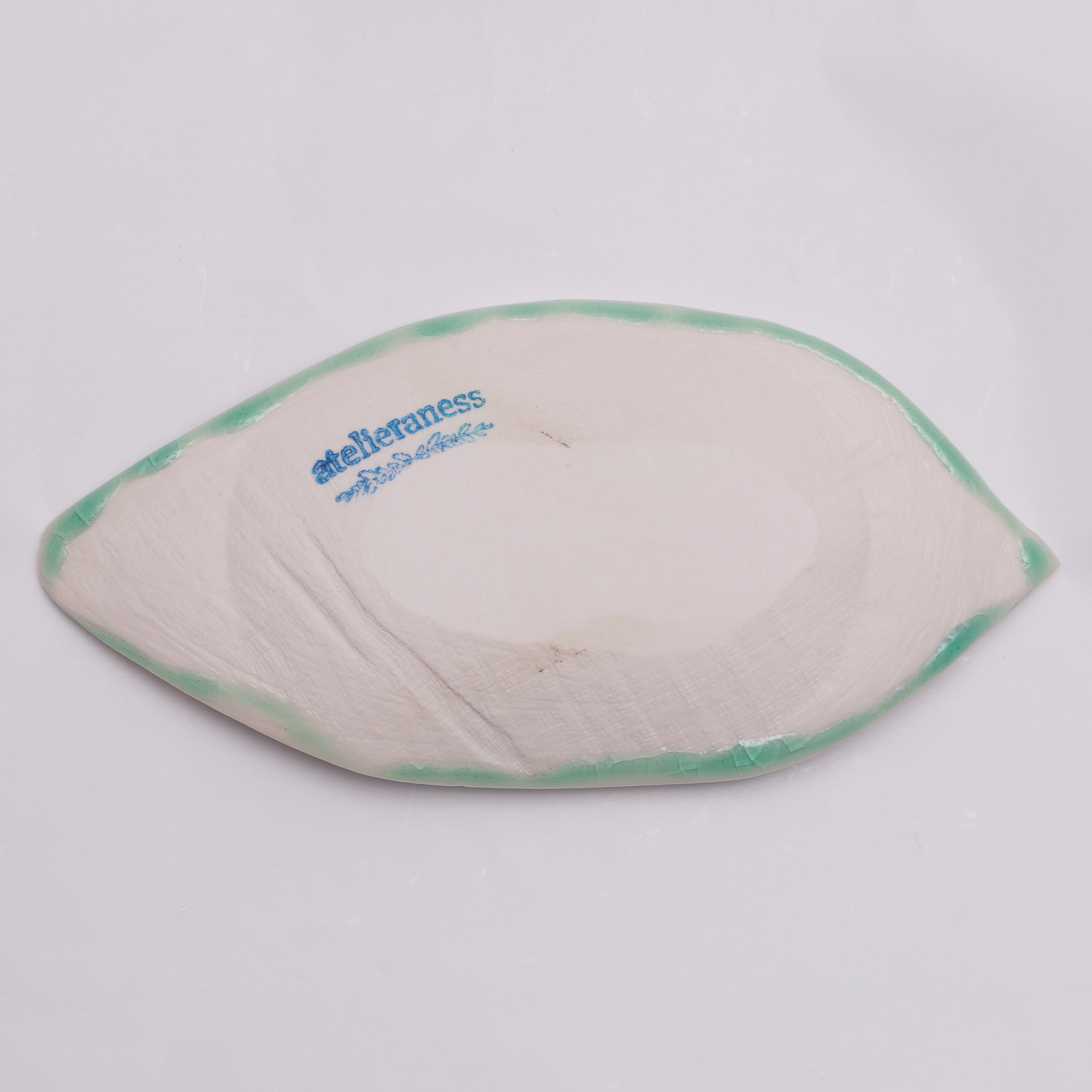 Detail XS Mini klein Blatt Schale Schmuck Deko tuerkis craquelee Weichporzellan Kunst