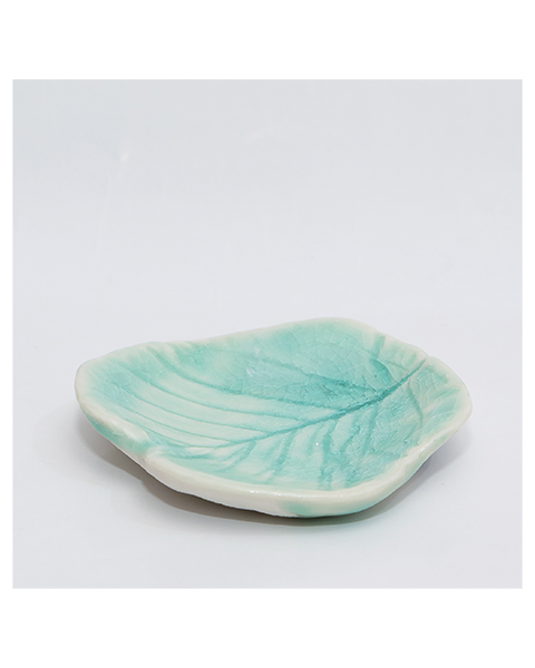 XS mini kleines Deko Blatt Schale Schmuck tuerkis Glasur Weichporzellan Kunst