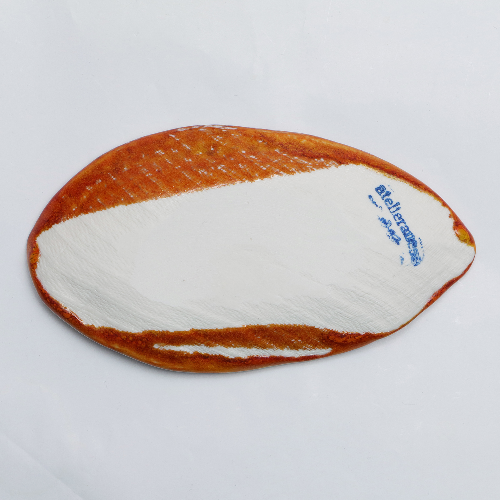 Detail kleines Deko Blatt Schale Schmuck Seife rot Glasur Weichporzellan Kunst Unikat