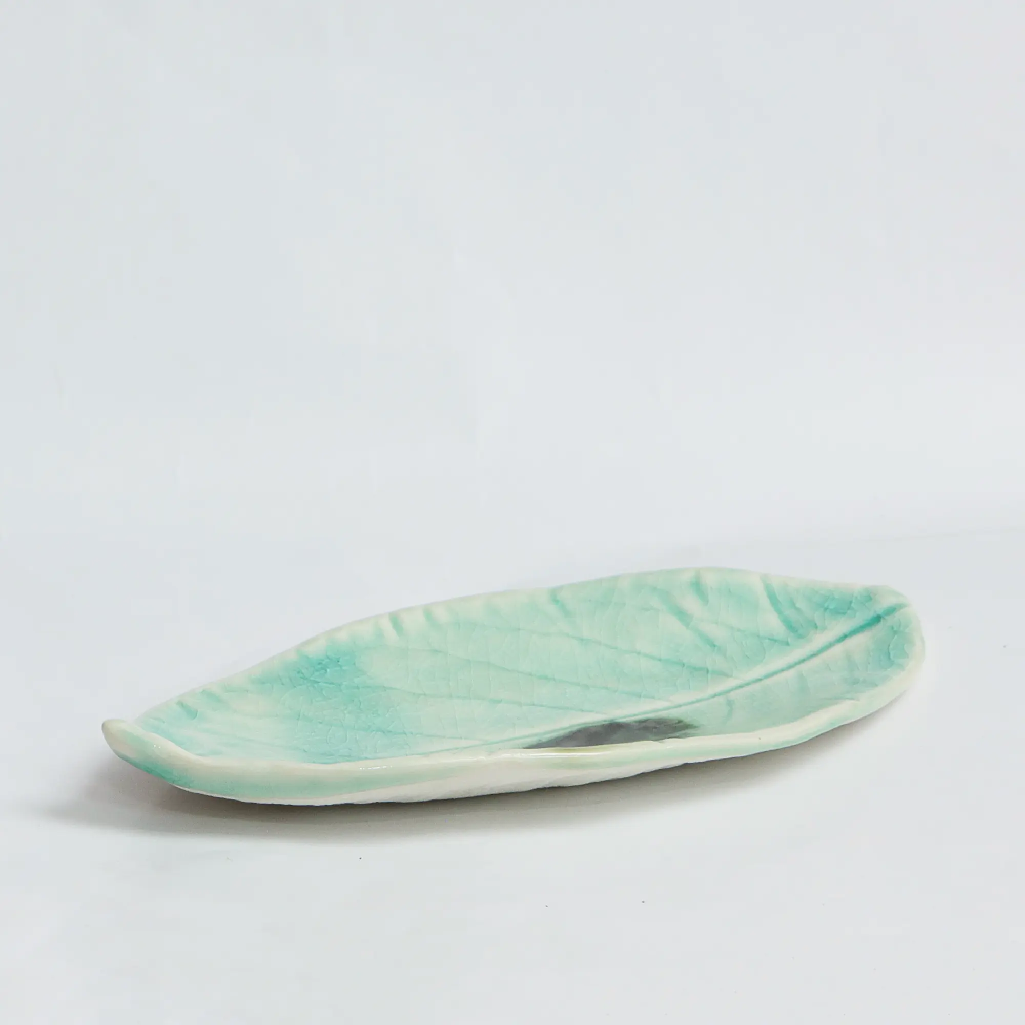 kleines Deko Blatt Schale Schmuck Seife türkis Weichporzellan Einzelstück Art