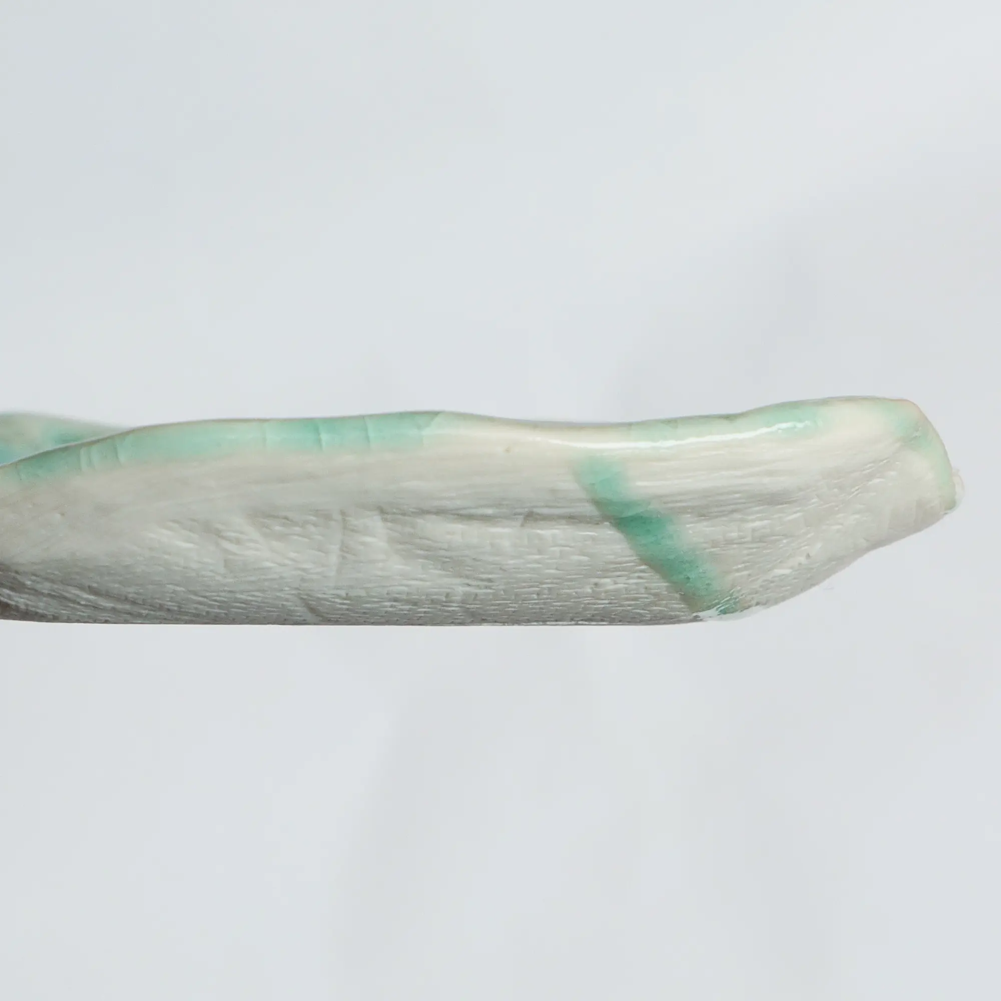 Nahaufnahme kleines Deko Blatt Schale Schmuck Seife türkis Weichporzellan Einzelstück Art