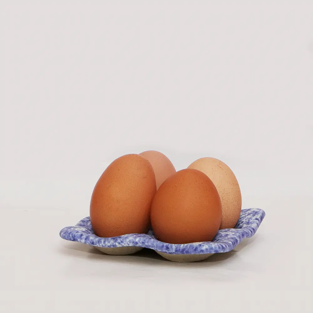 Eier Becher für 4 Keramik Steinzeug blau weiß Punkte Kunst matte Glasur Unikat