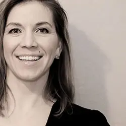 Die passionierte Künstlerin Aness aus Bergsdorf